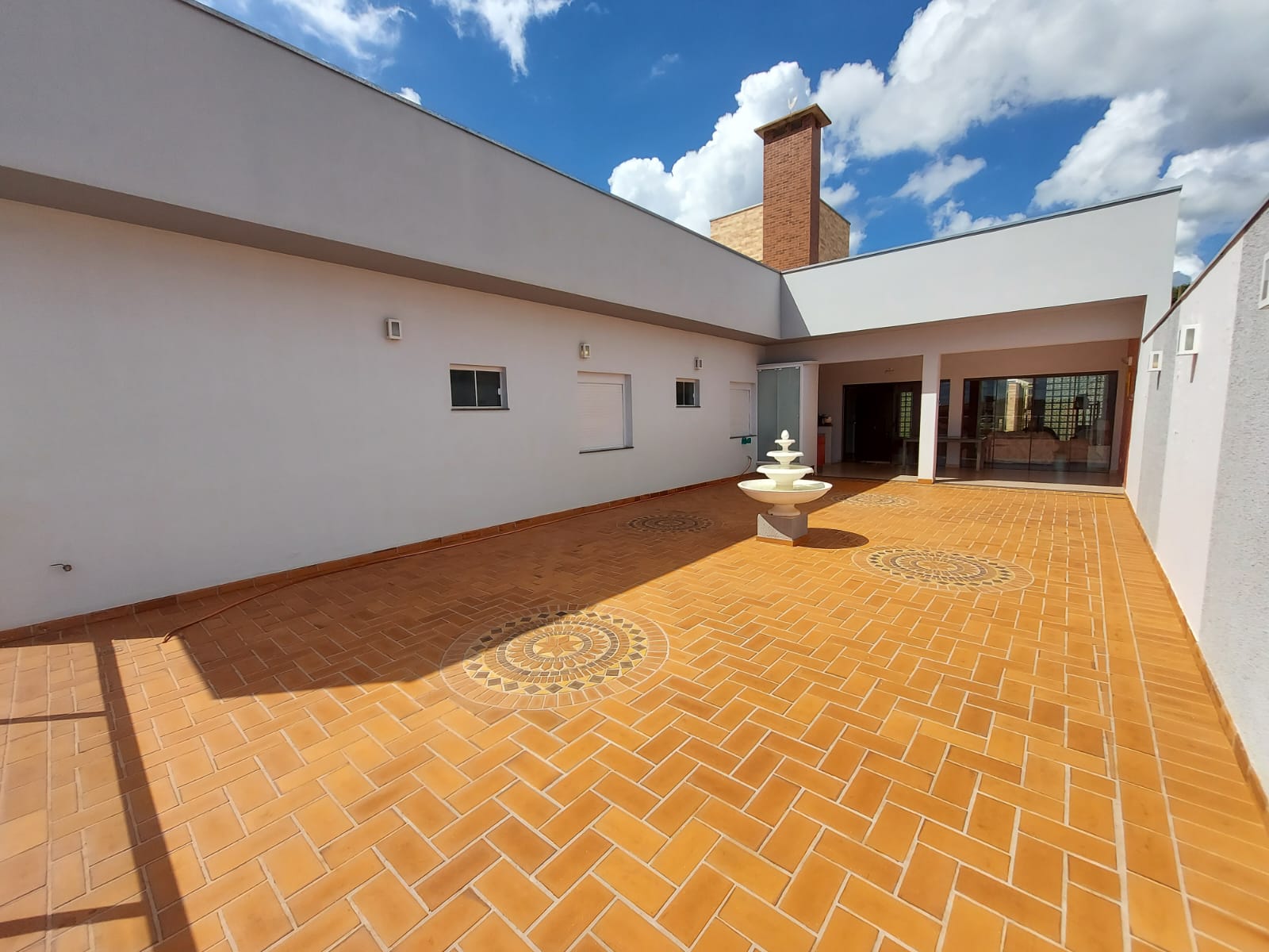 WhatsApp Image 2023-12-11 at 16.22.02.jpeg