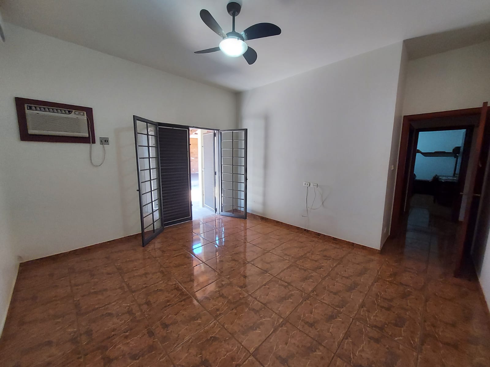 WhatsApp Image 2023-06-20 at 10.57.02 (17).jpeg