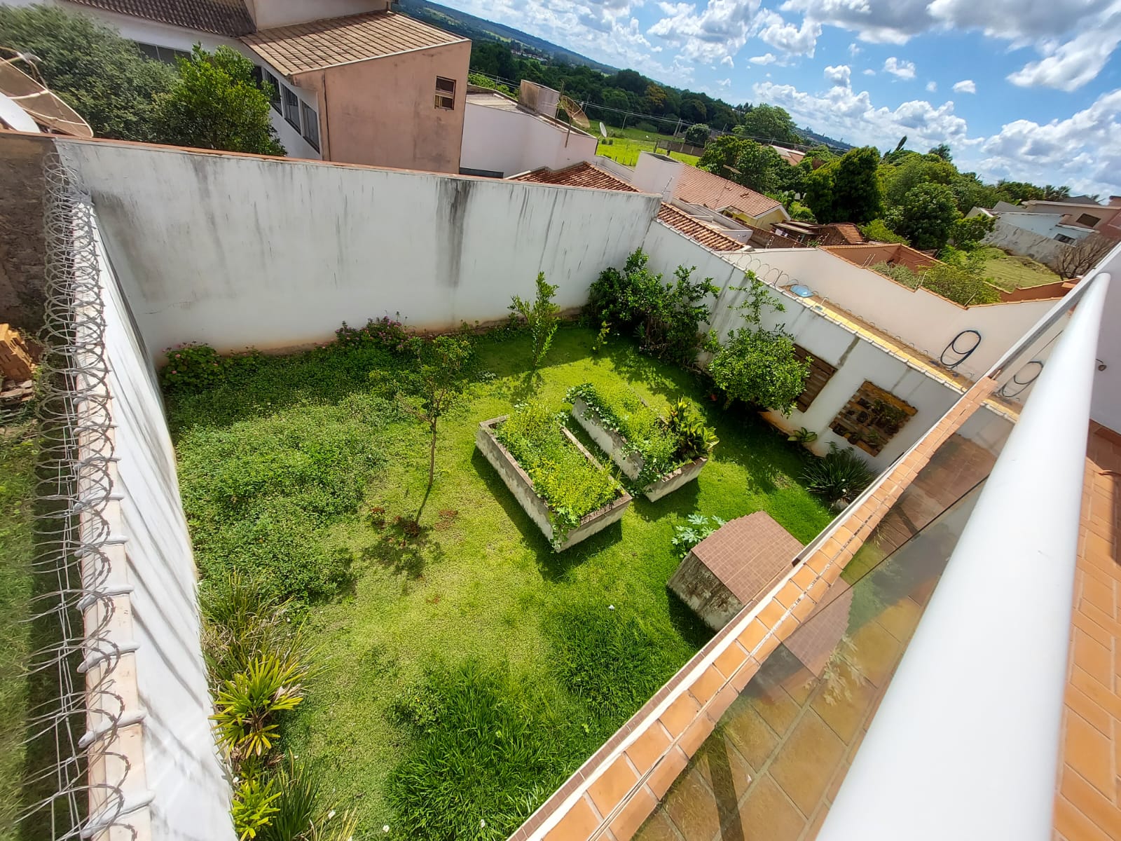 WhatsApp Image 2023-12-11 at 16.22.02 (1).jpeg